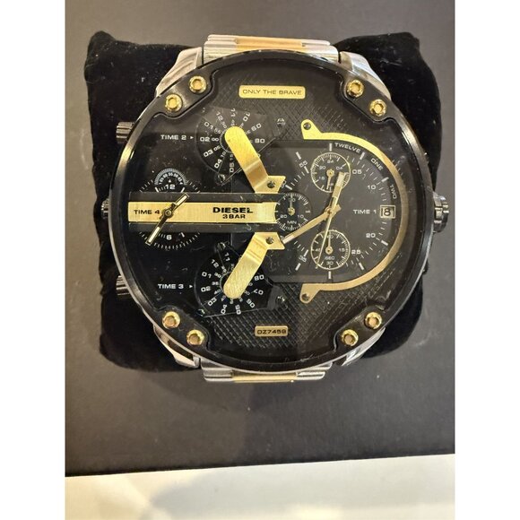 Diesel Mr. Daddy 2.0 Men's Watch with Oversized Chronograph Watch Dial - Picture 1 of 7